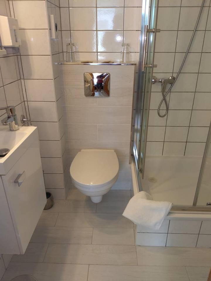 Villa Genevra Koszalin Buitenkant foto
